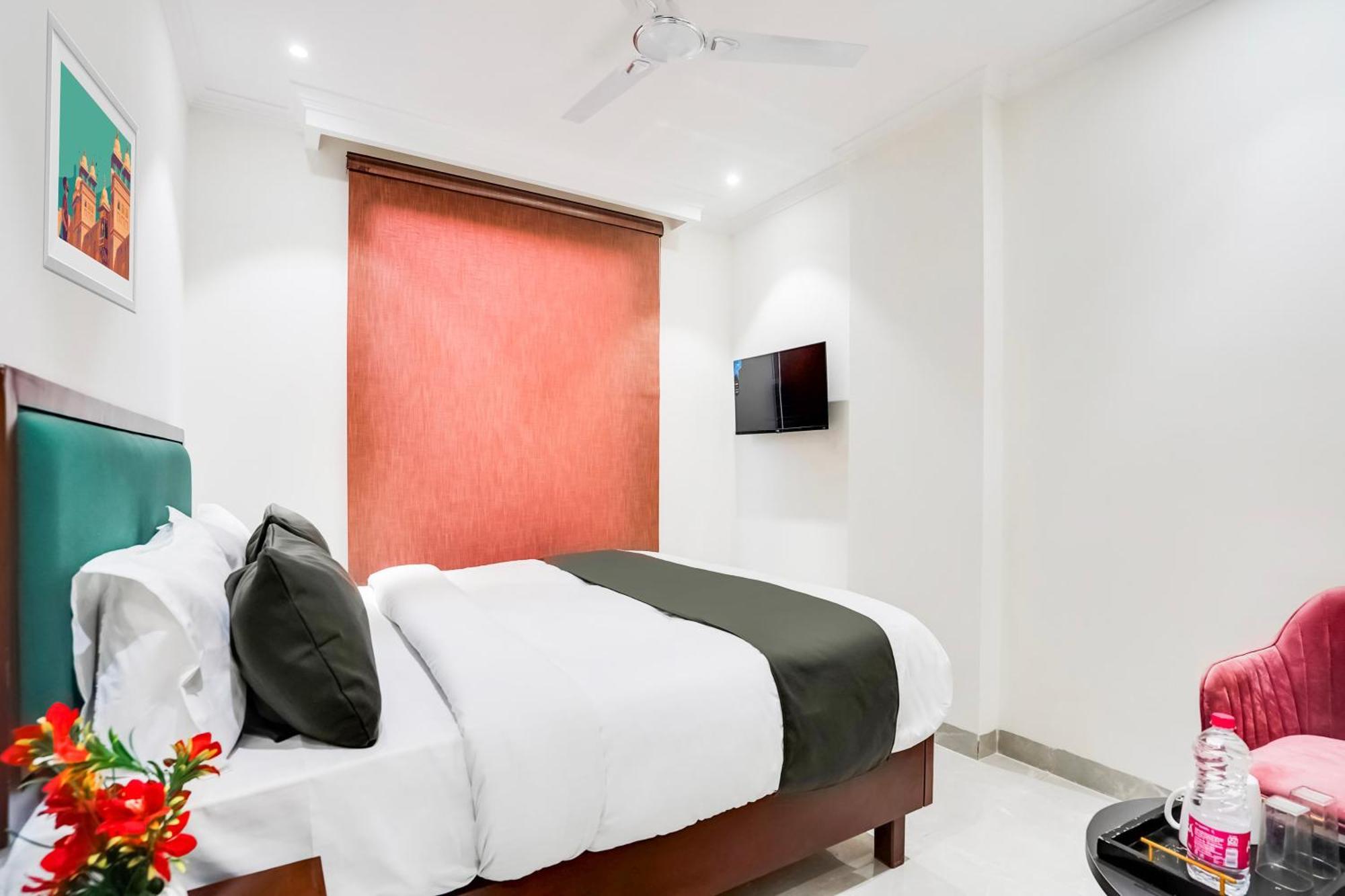 O Ivory 3* New Delhi