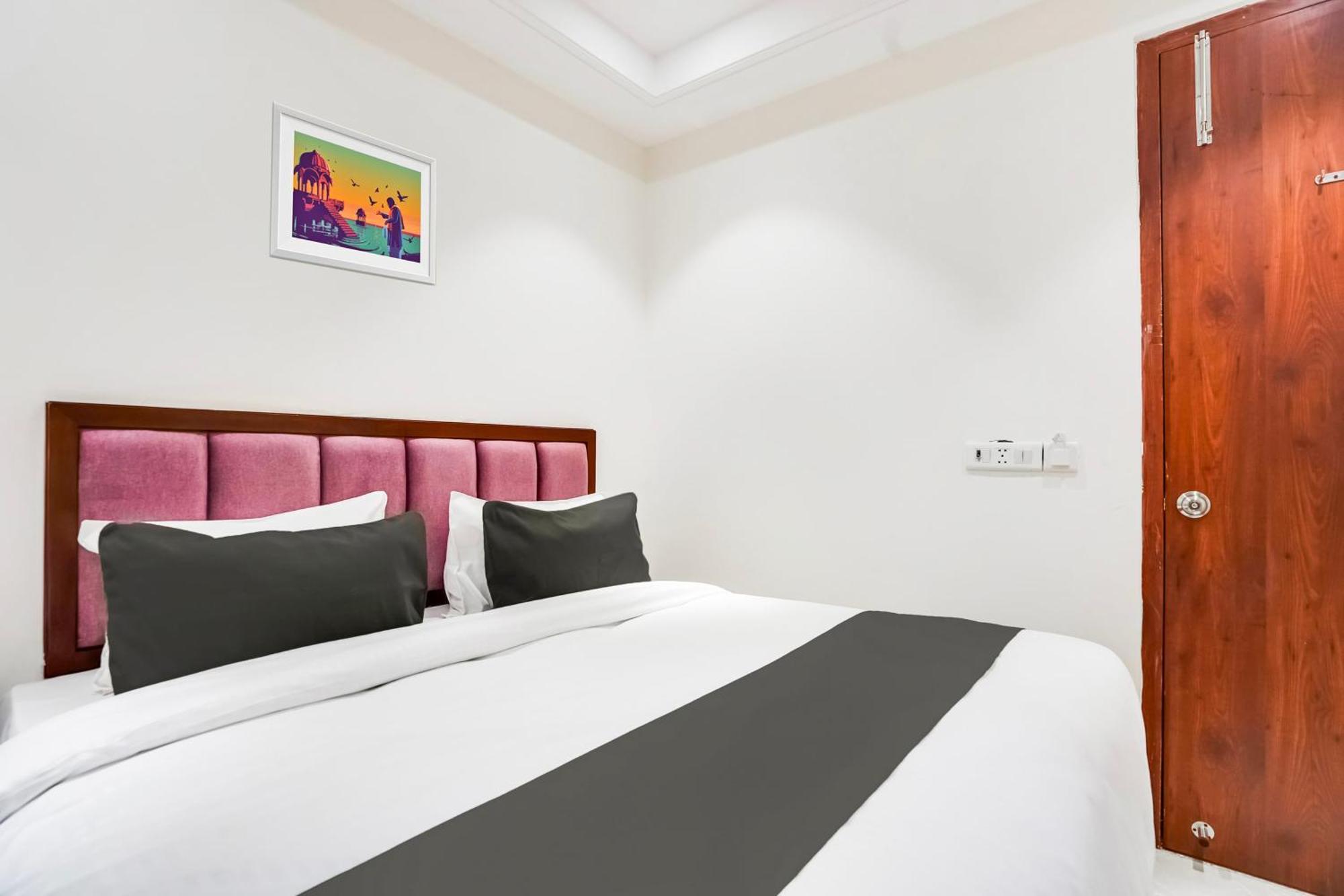 O Ivory Hotel New Delhi