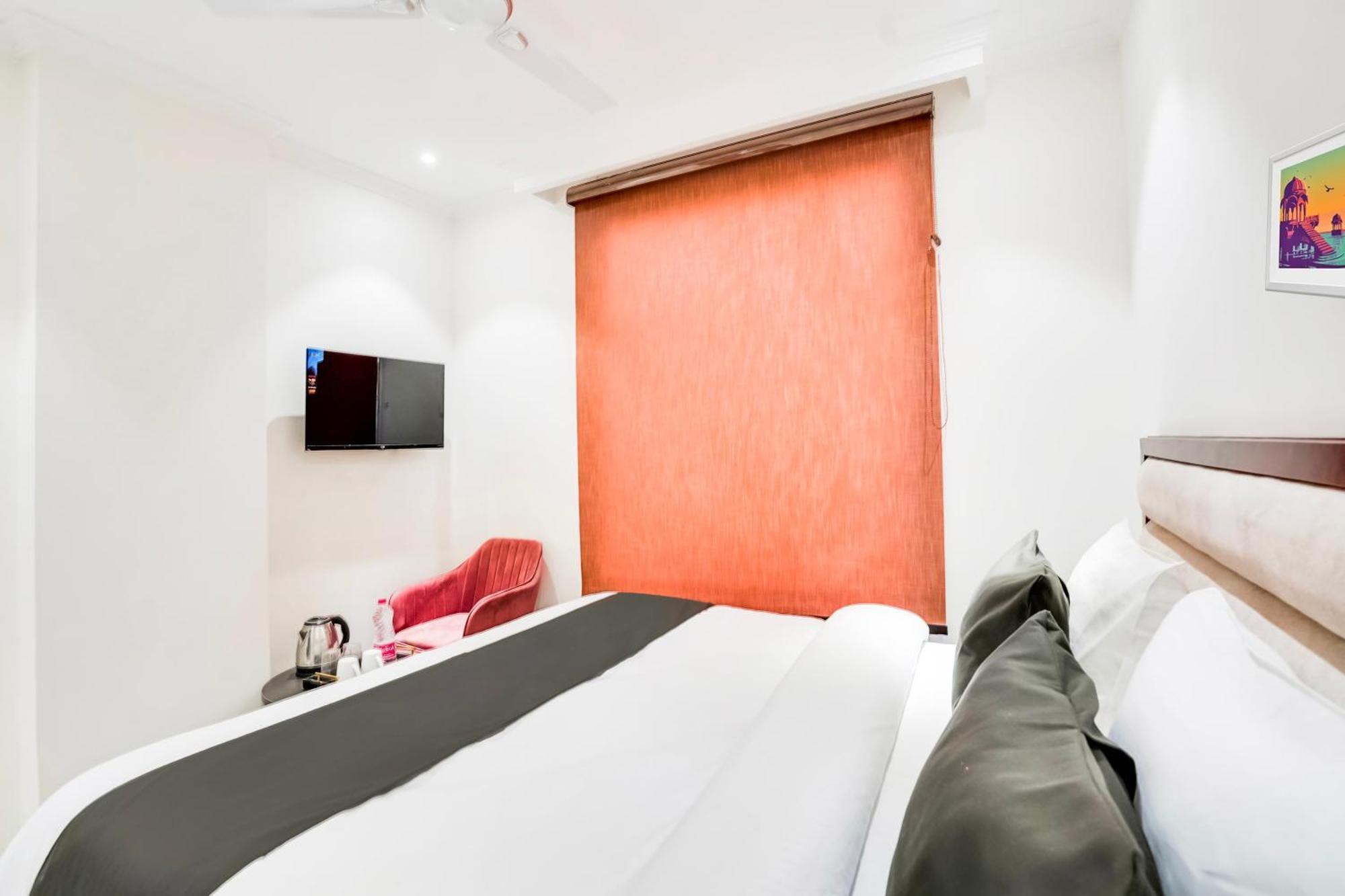 Hotel O Ivory 3*