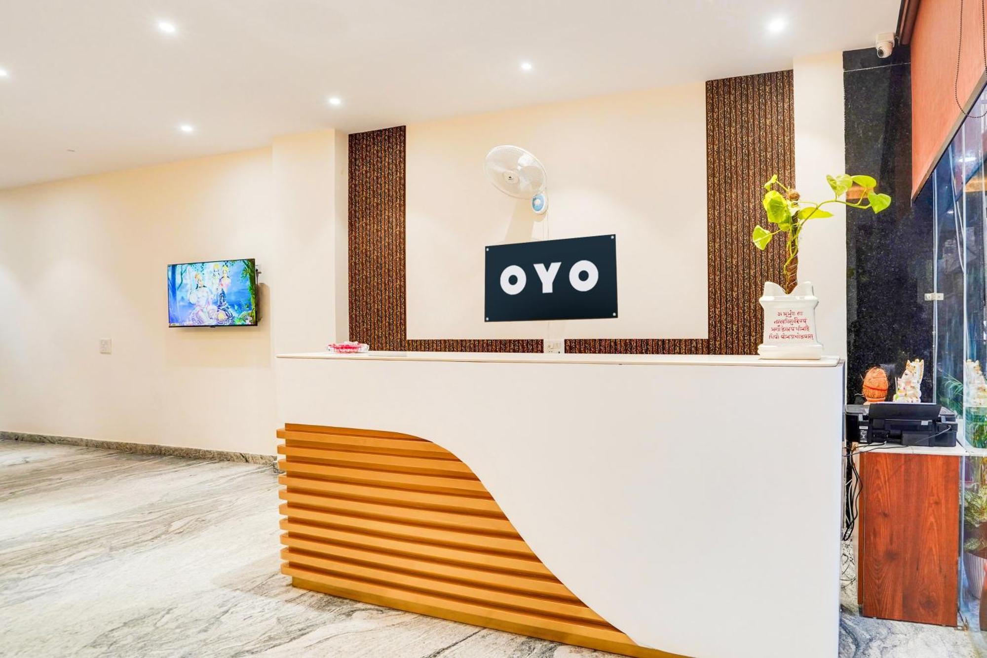 O Ivory 3*