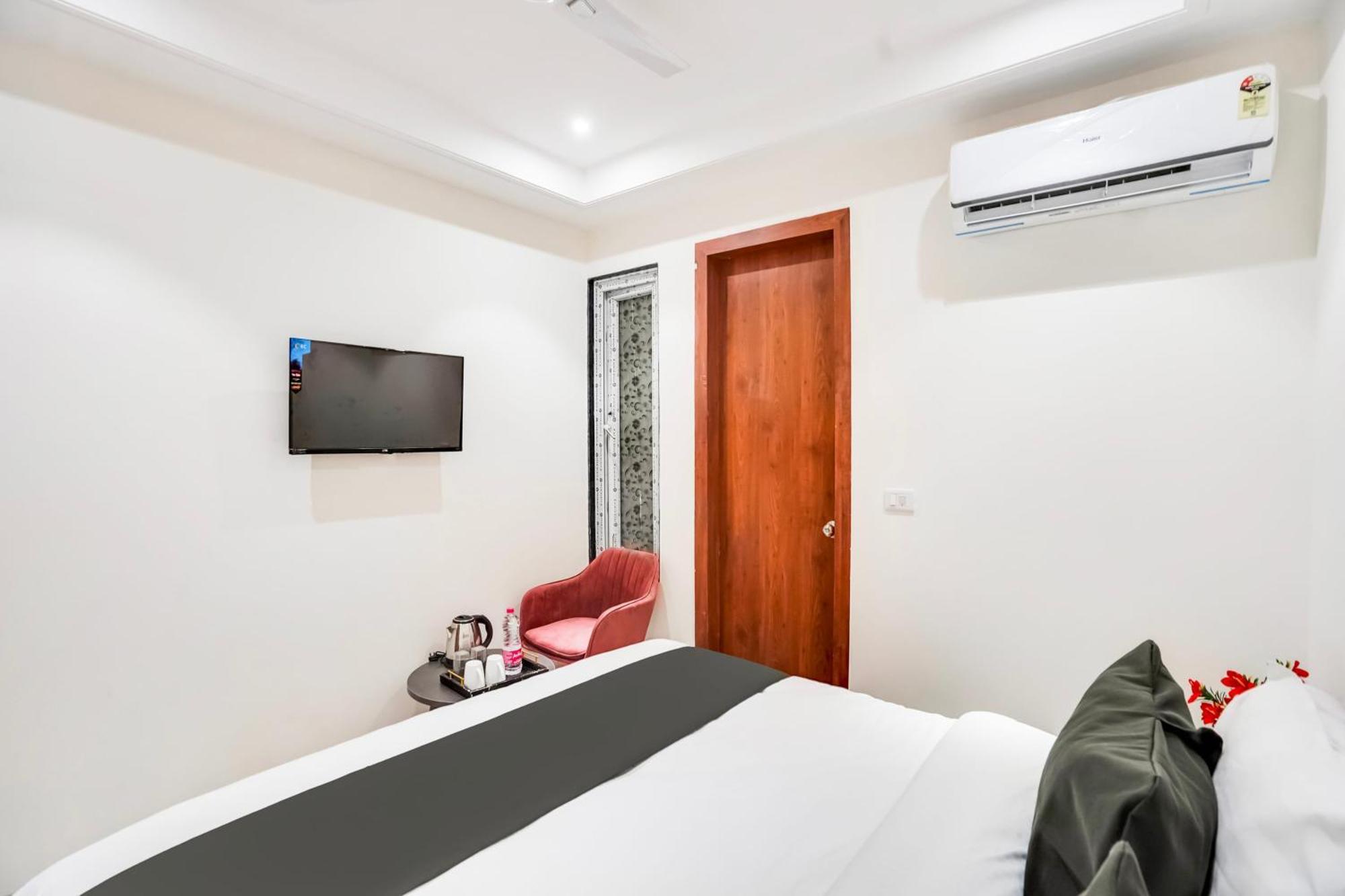 O Ivory Hotel