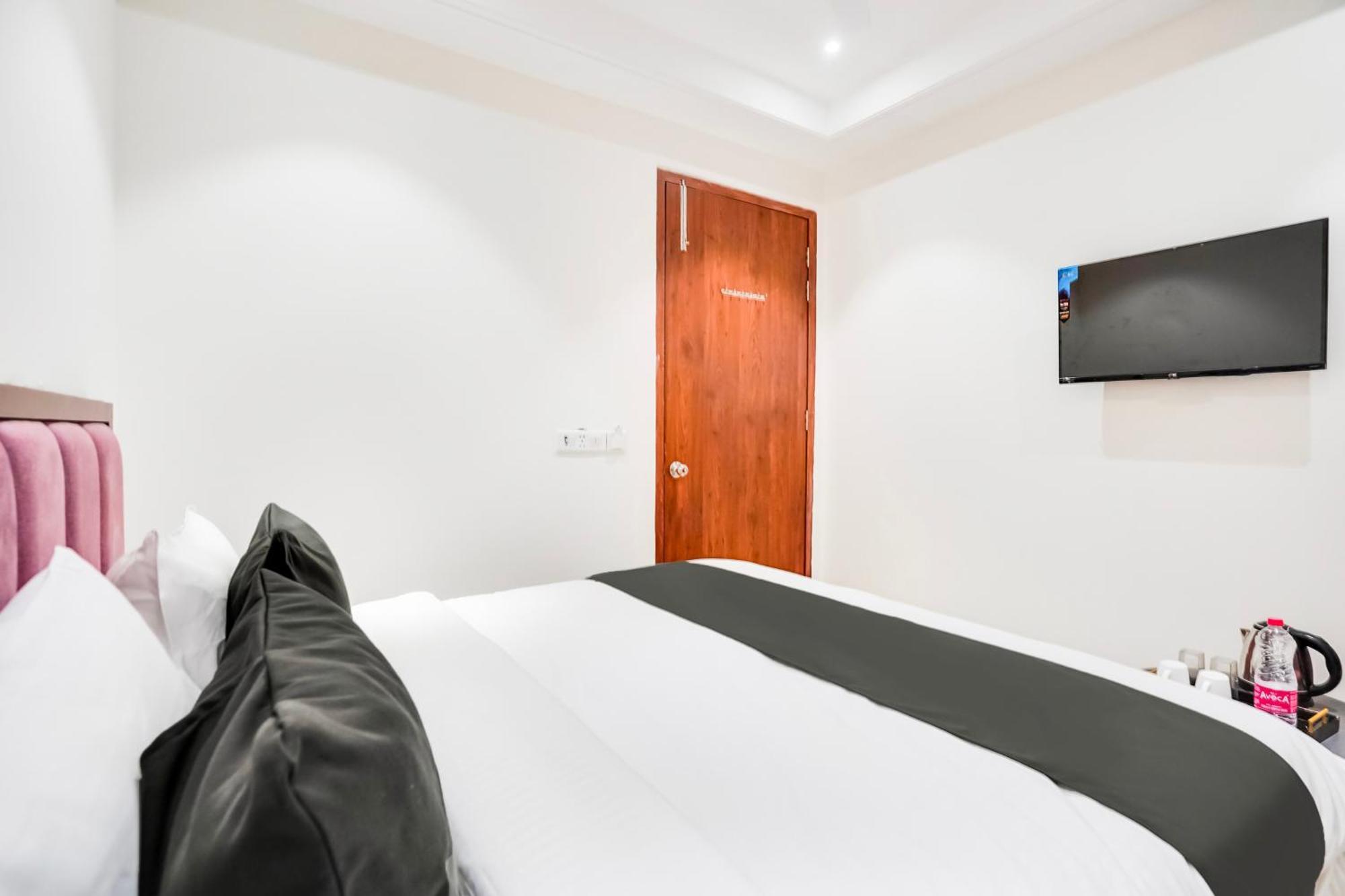 Hotel O Ivory New Delhi